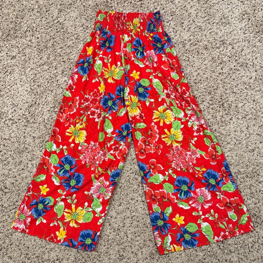 Sienna Sky size medium wide leg red floral pants with a large elastic waistband - Picture 3 of 5